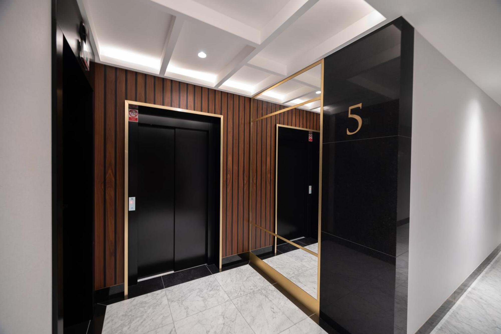 Apartment Brabank Riverside Stara Stocznia Premium Sauna & Gym Gdansk Bagian luar foto